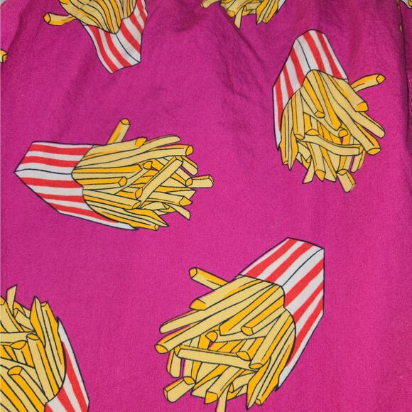 Old Navy Womens Medium Novelty Print Shorts French Fries Pink All Over Print - Picture 3 of 13